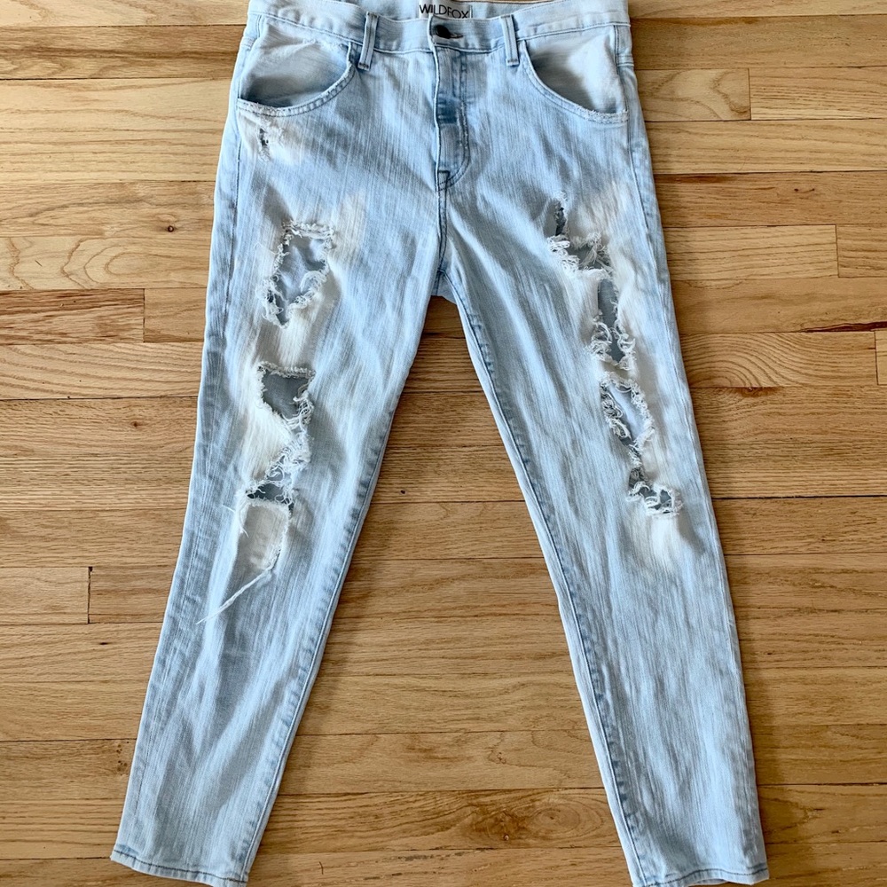 Distressed Wild Fox 27 Jeans